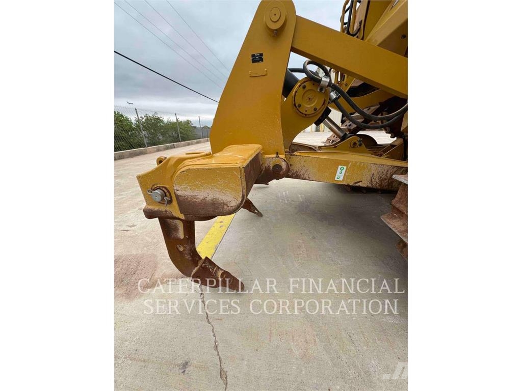 CAT D6-20XE 履帶推土機