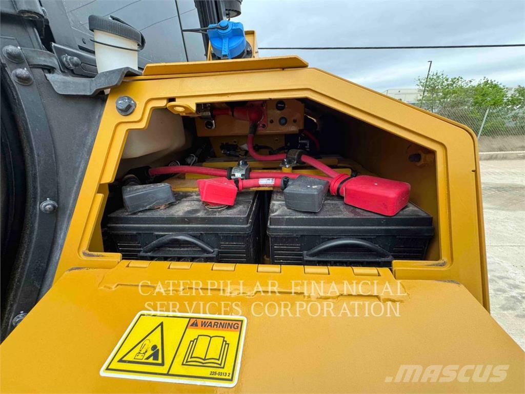 CAT D6-20XE 履帶推土機