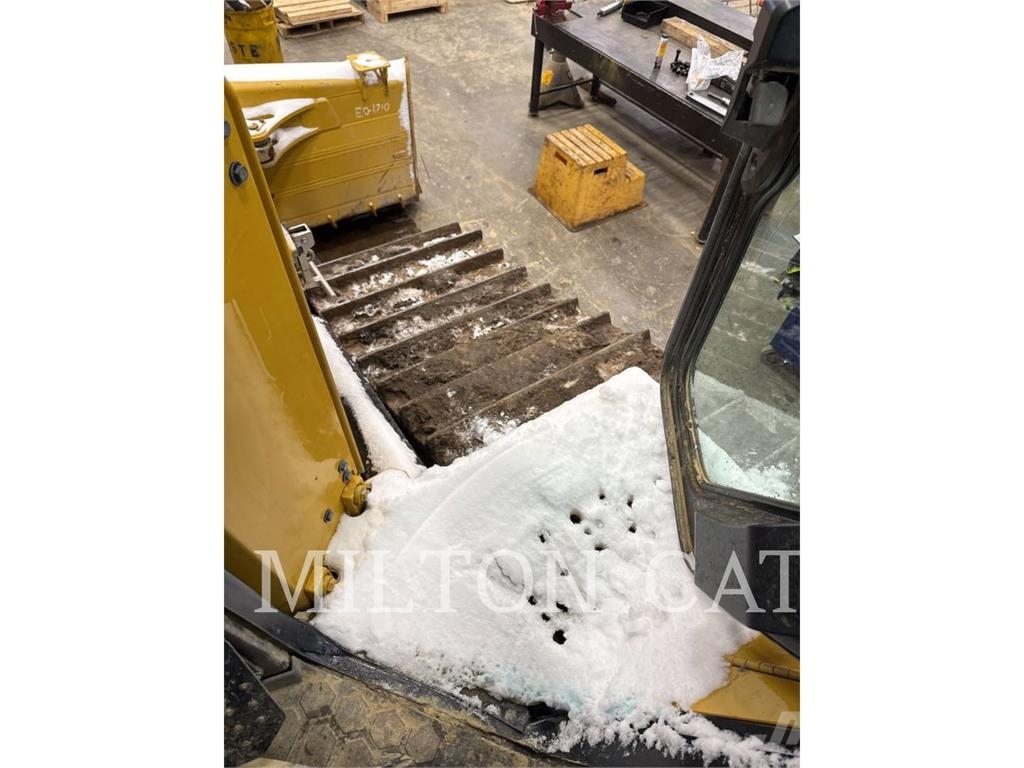 CAT D6 LGP 履帶推土機