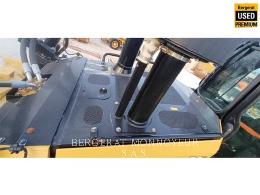 CAT D6 LGP 履帶推土機