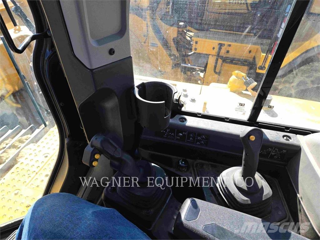 CAT D6 VP Bulldozer