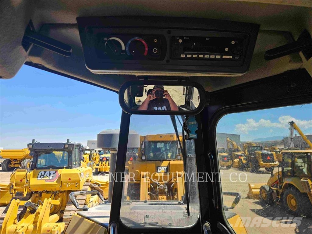 CAT D6 VP Crawler dozers
