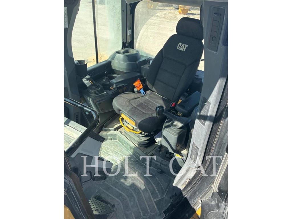CAT D6 VP Crawler dozers