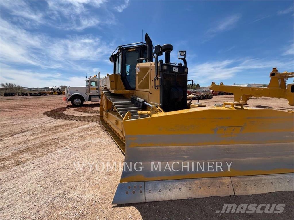 CAT D6 VP Crawler dozers