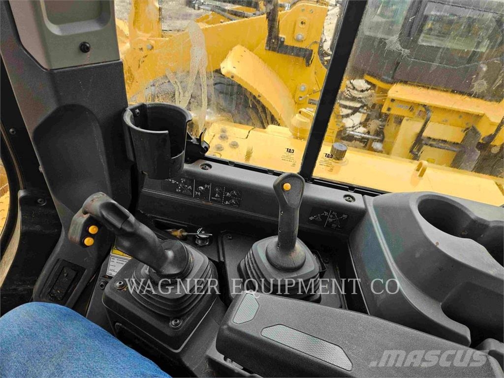 CAT D6 VP Bulldozer på larvebånd