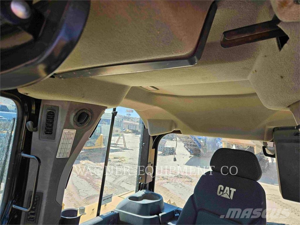 CAT D6 VP Гусеничные бульдозеры