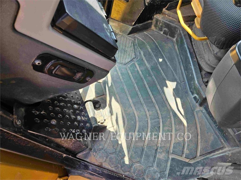 CAT D6 VP Гусеничные бульдозеры
