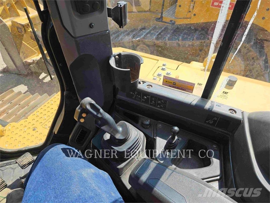 CAT D6 VP Гусеничные бульдозеры