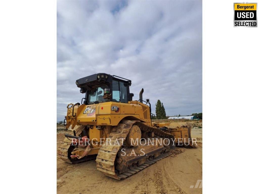 CAT D6 XE Гусеничні бульдозери
