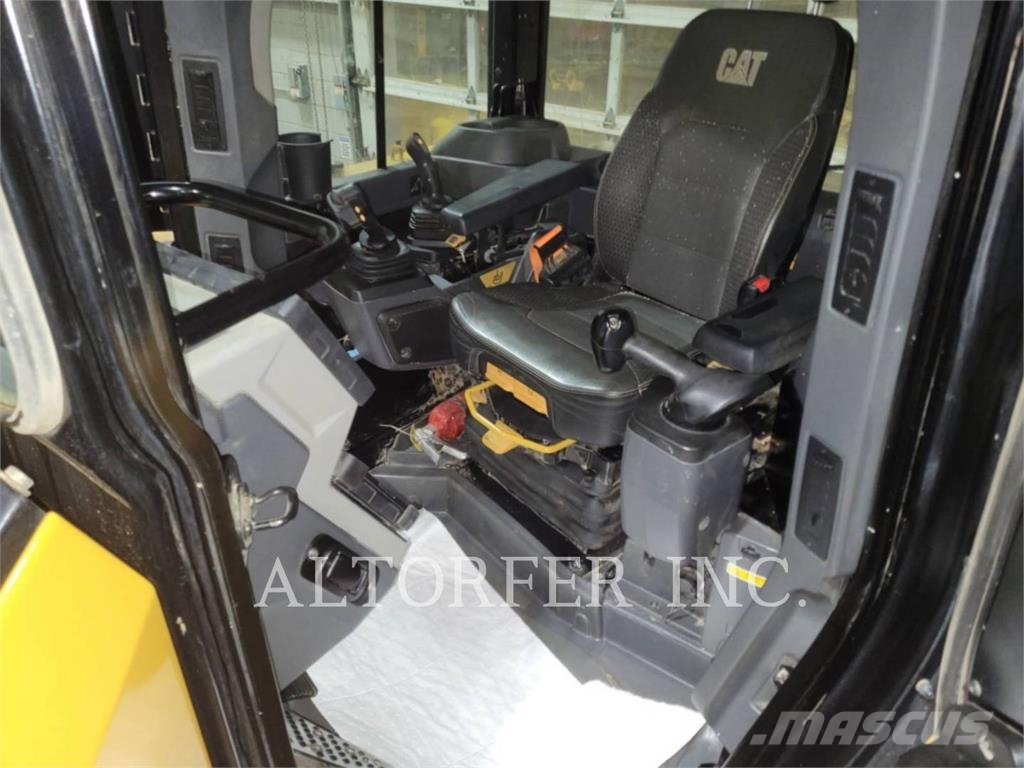 CAT D6 XEPAT3D Bandschaktare