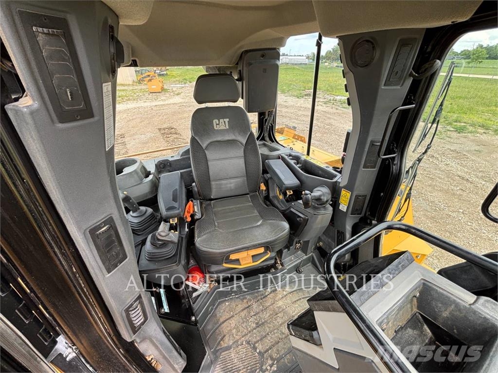 CAT D6 XEPAT3D Bandschaktare