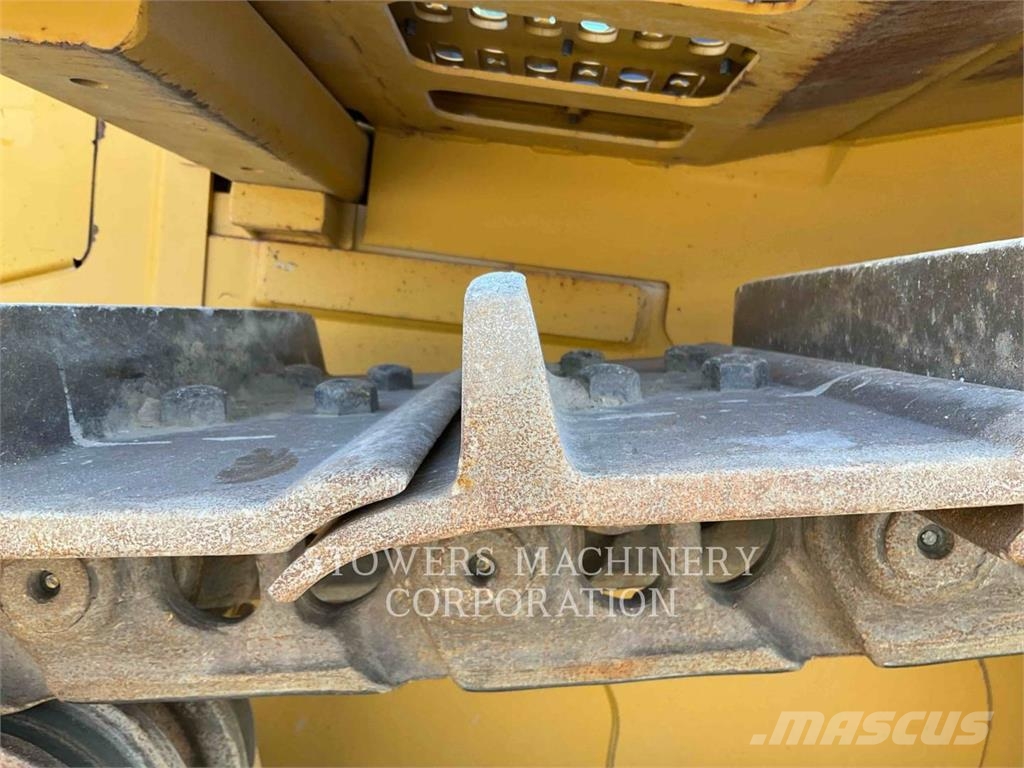 CAT D6 XL RIP Гусеничные бульдозеры