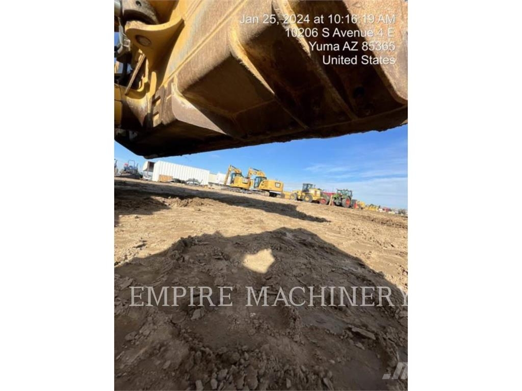 CAT D620PAT TE بلدوزرات مجنزرة