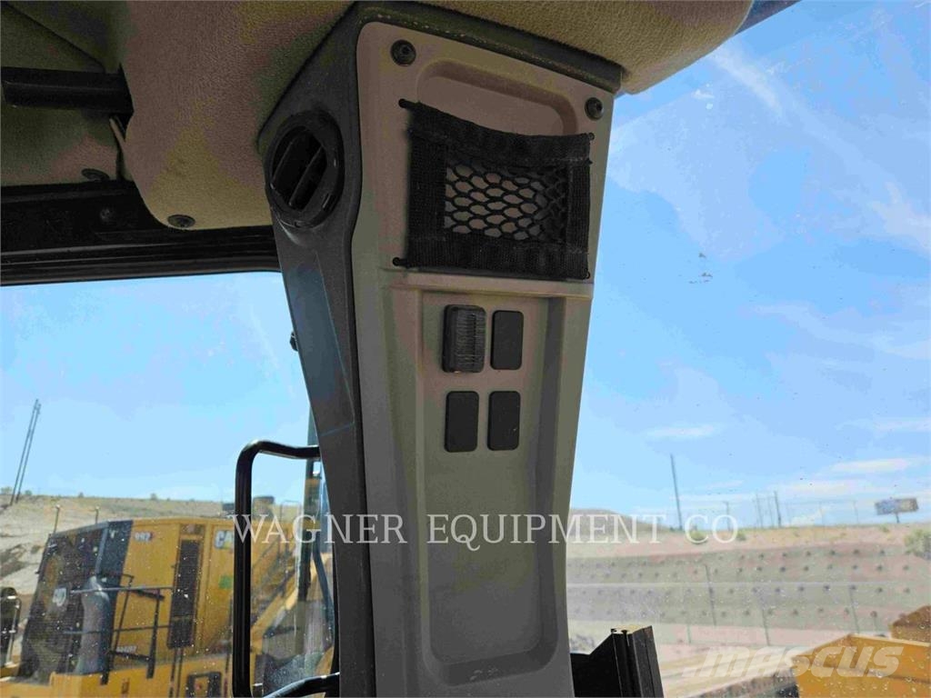 CAT D620VP Crawler dozers