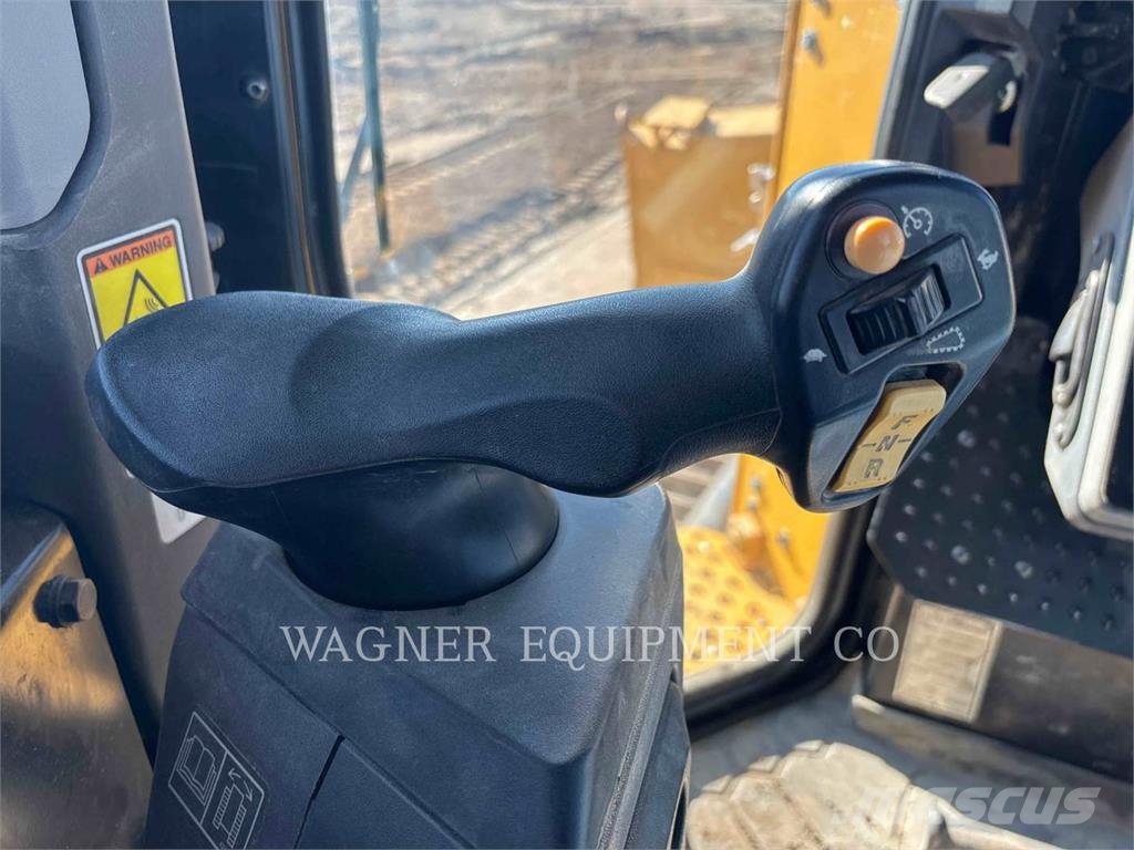CAT D620VP Buldozer sobre oruga