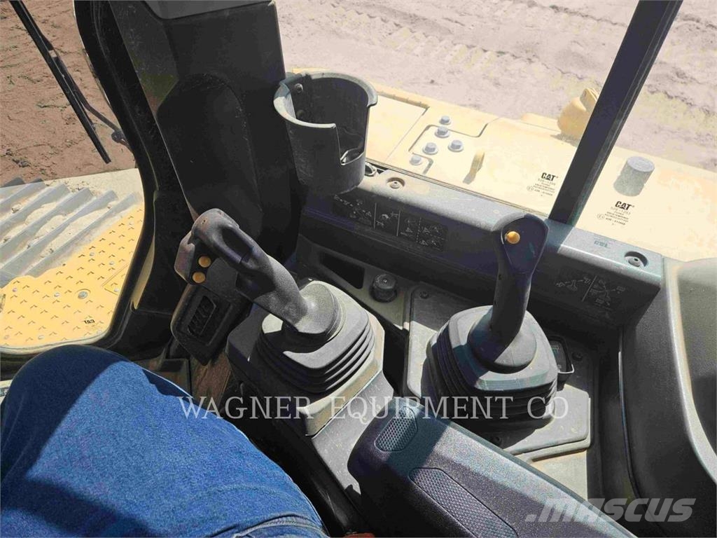 CAT D620VP Kāpurķēžu buldozeri