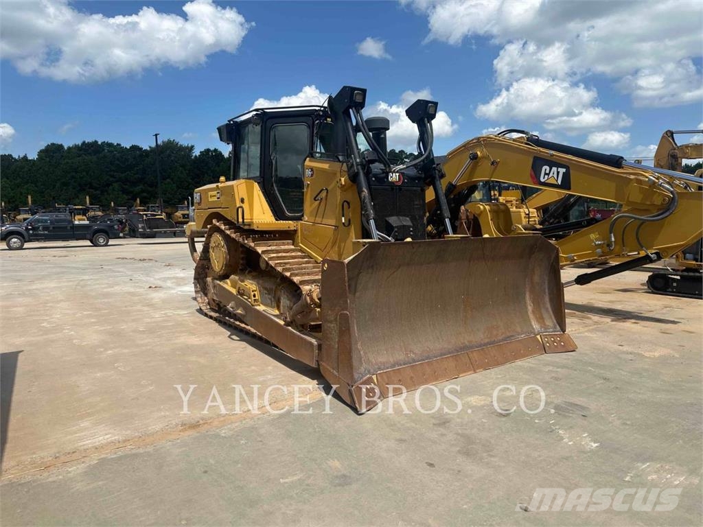 CAT D620XE Buldožeri gusjeničari