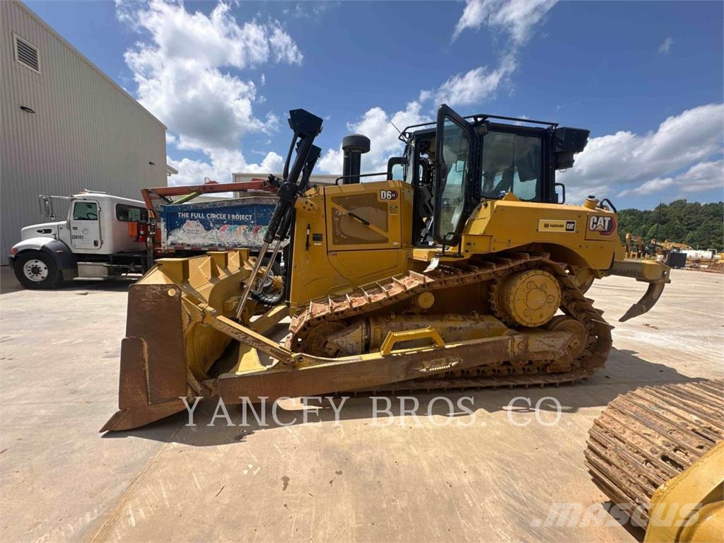 CAT D620XE Buldožeri gusjeničari