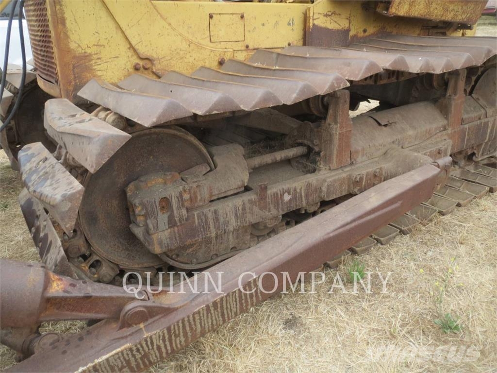 CAT D6C LGP Гусеничные бульдозеры