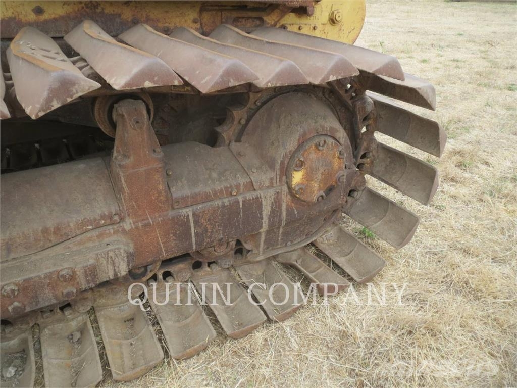 CAT D6C LGP Гусеничные бульдозеры