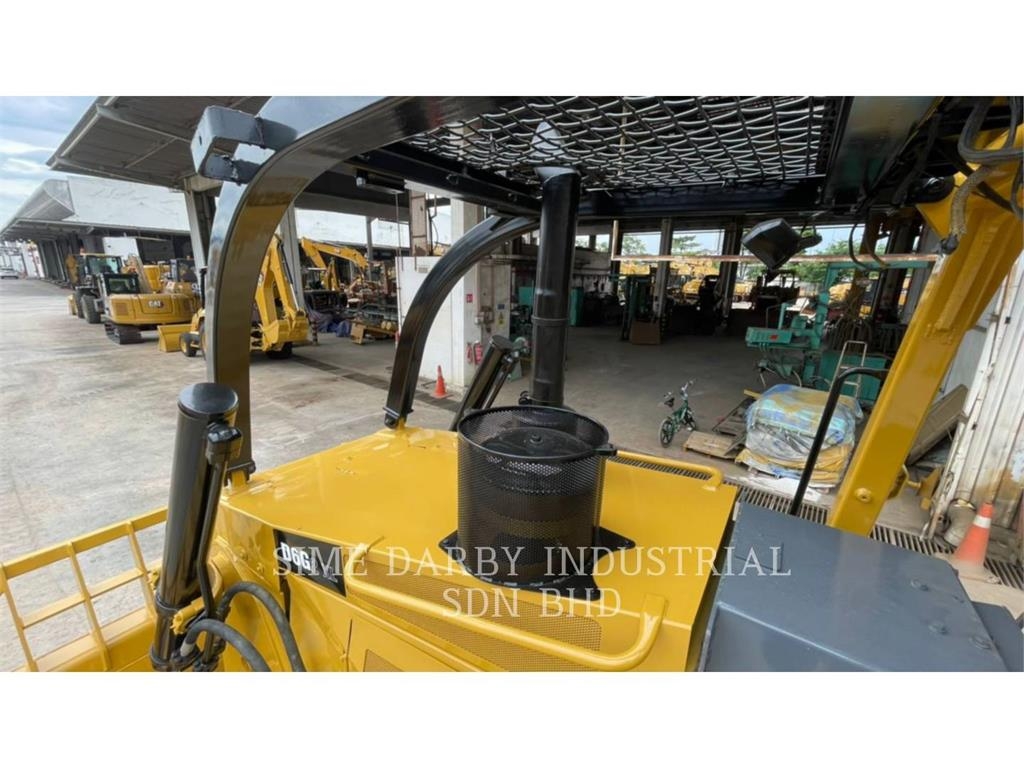CAT D6G 履帶推土機