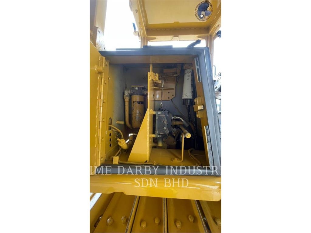 CAT D6G 履帶推土機