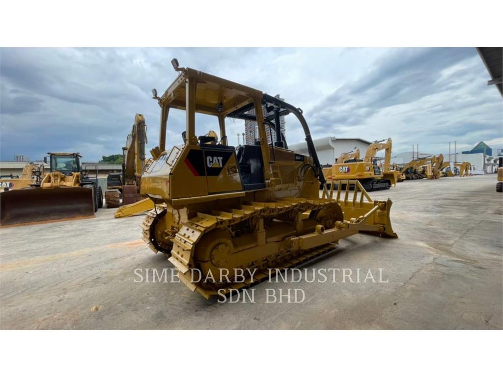 CAT D6G 履帶推土機