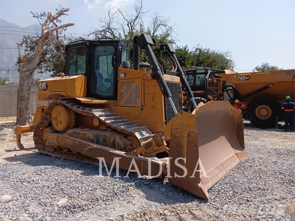 CAT D6GC Buldooserid