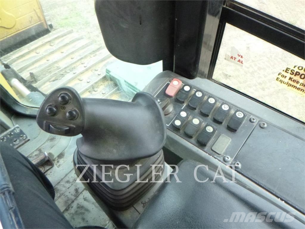 CAT D6K Spycharki gąsienicowe