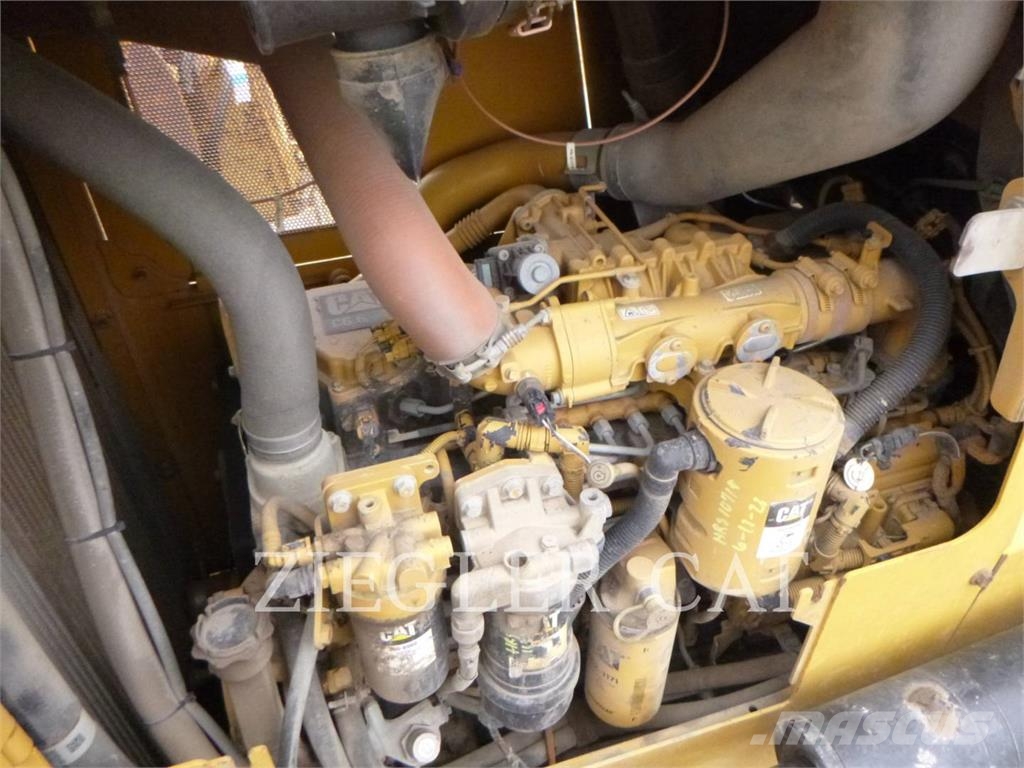 CAT D6K Spycharki gąsienicowe