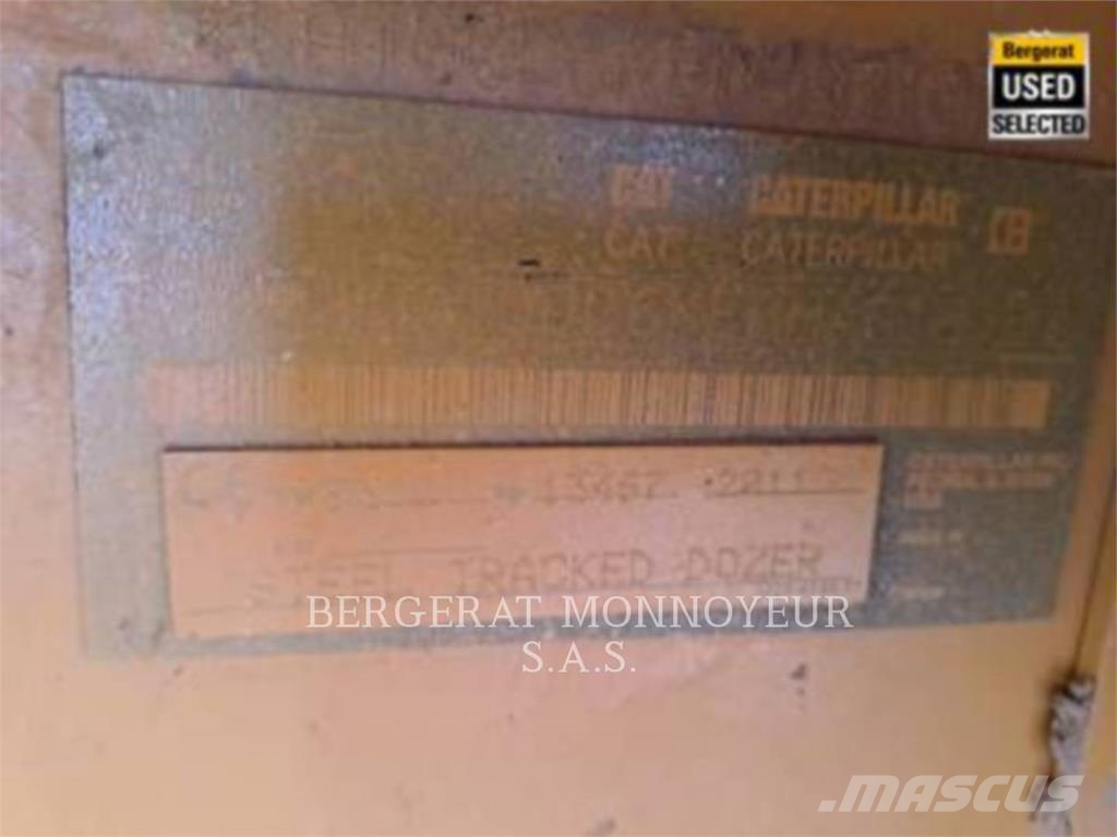 CAT D6K LGP بلدوزرات مجنزرة