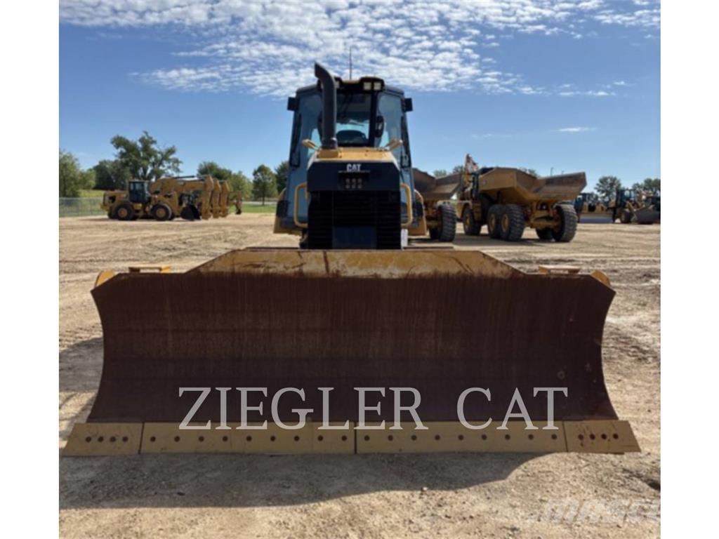 CAT D6K2 Kāpurķēžu buldozeri