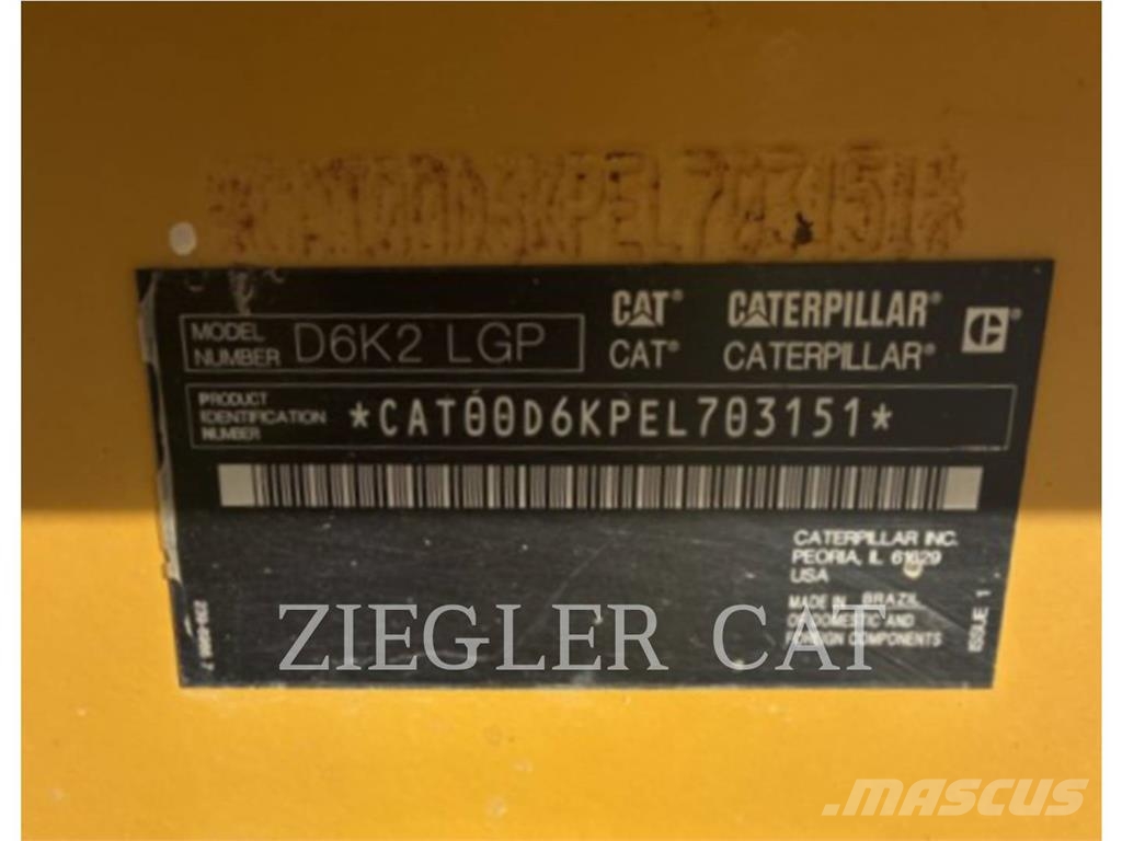 CAT D6K2 Buldožeri gusjeničari