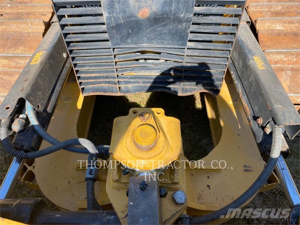 CAT D6K2 Гусеничные бульдозеры