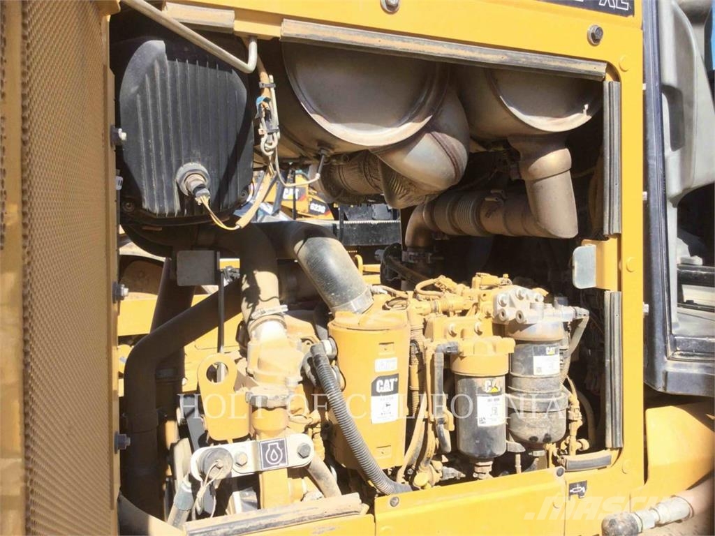 CAT D6K2 XL Гусеничные бульдозеры