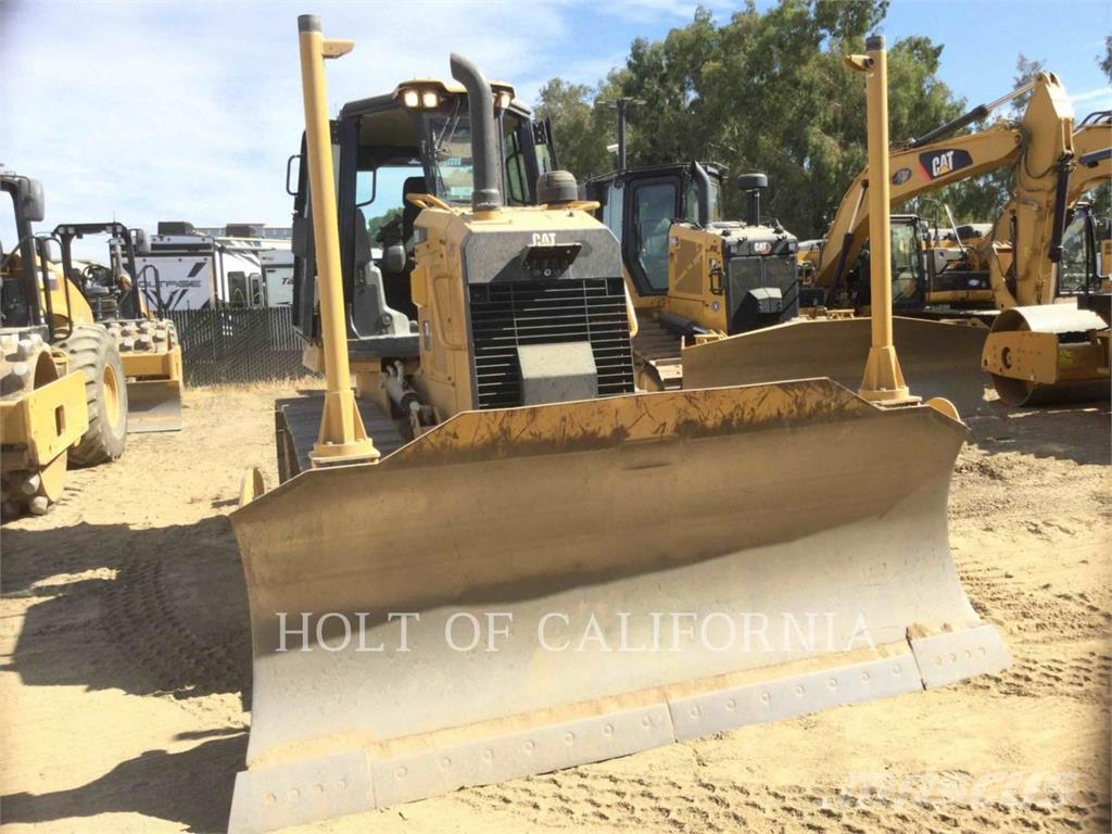 CAT D6K2 XL Гусеничные бульдозеры