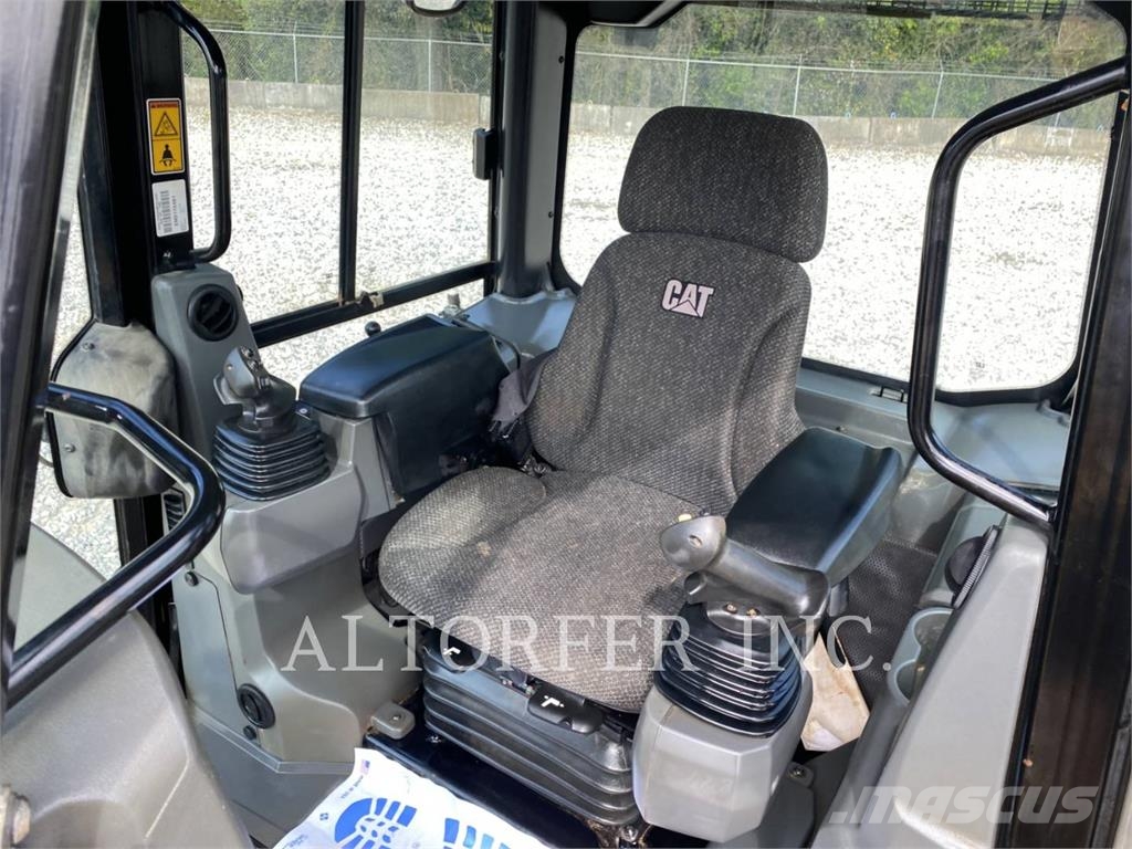 CAT D6K2 XL Bulldozer på larvebånd