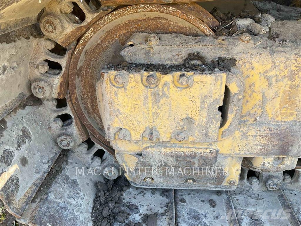 CAT D6K2L AHZ24F+ Μπουλντόζες με ερπύστριες