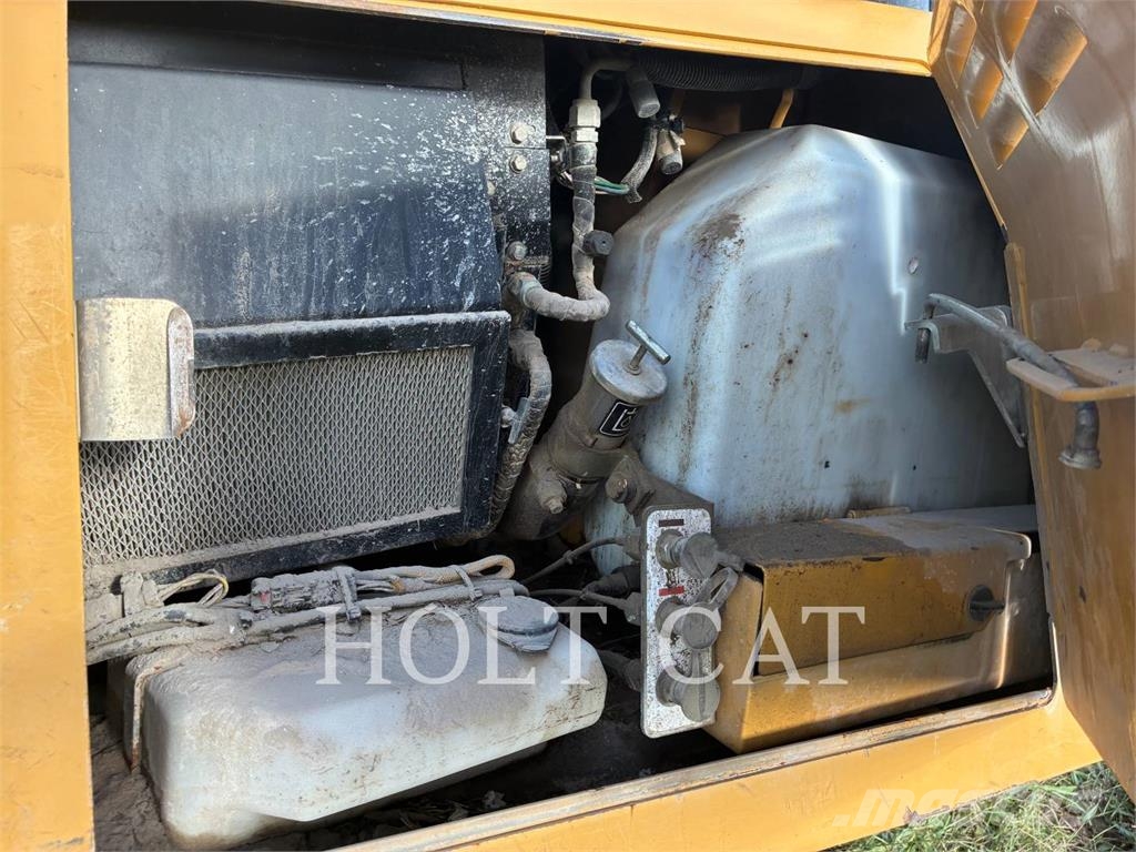 CAT D6K2LGP lánctalpas dózerek