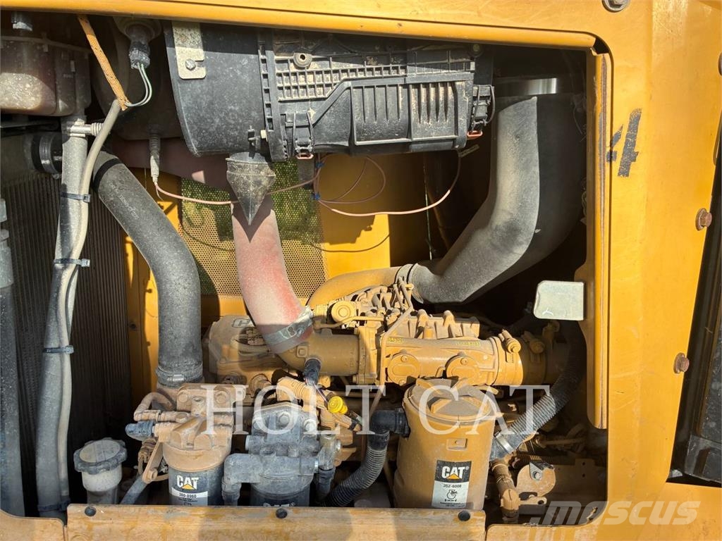 CAT D6K2LGP lánctalpas dózerek