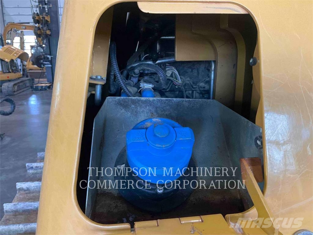 CAT D6K2LGP Bulldozer på larvebånd