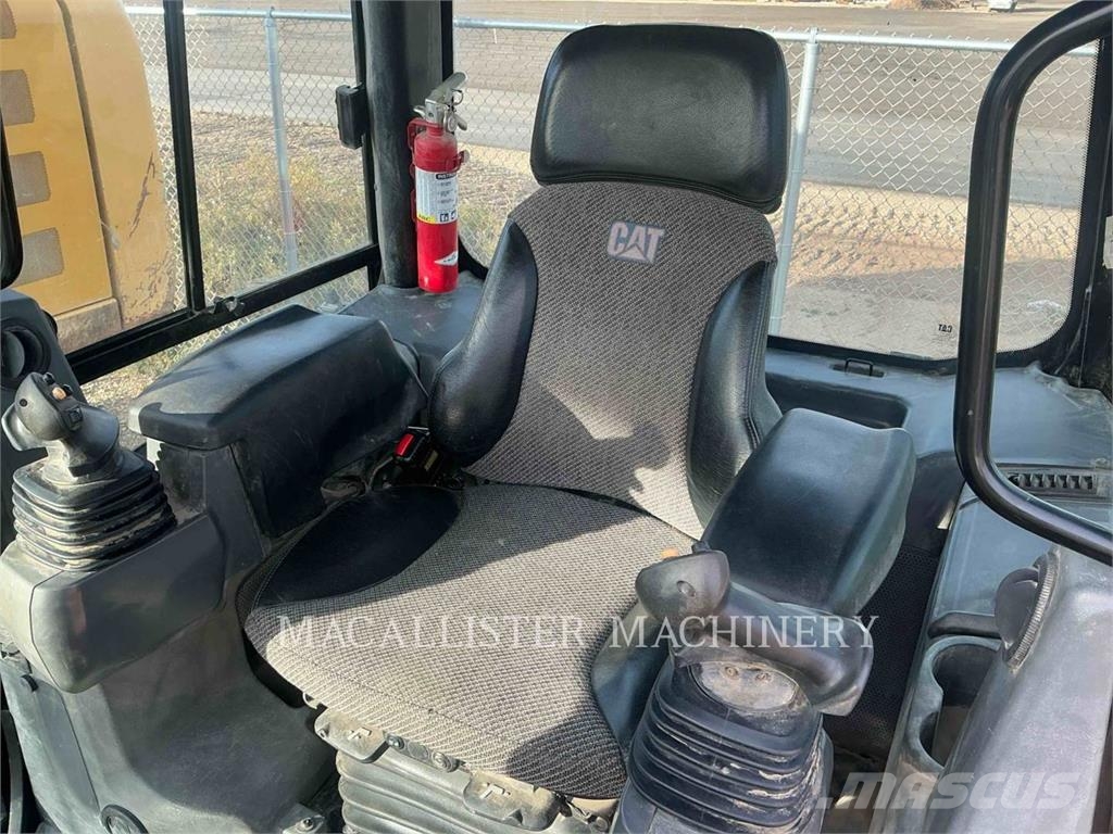 CAT D6K2XL Buldožerji goseničarji