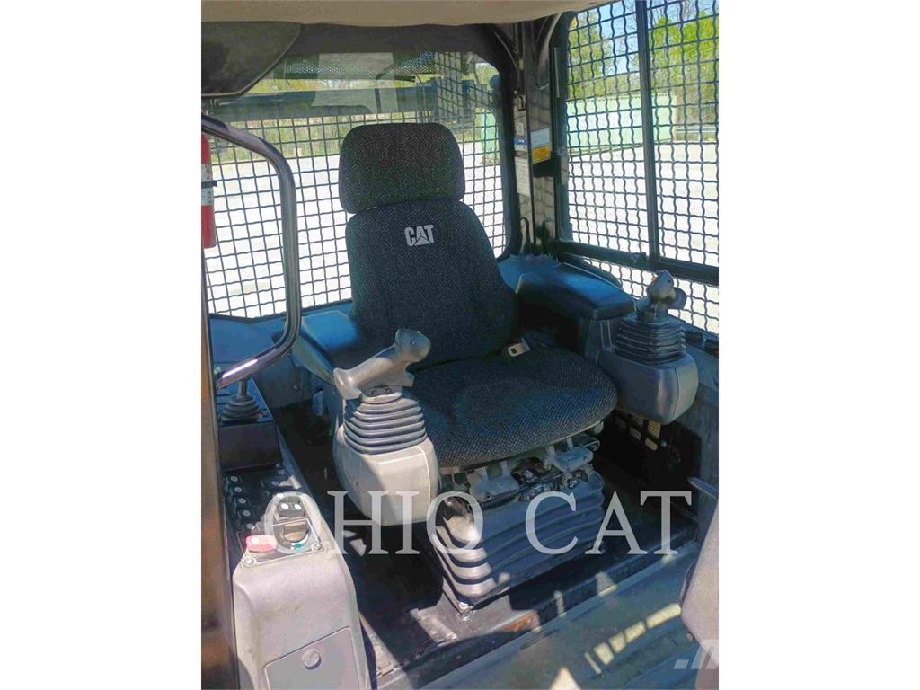 CAT D6KXL 履帶推土機
