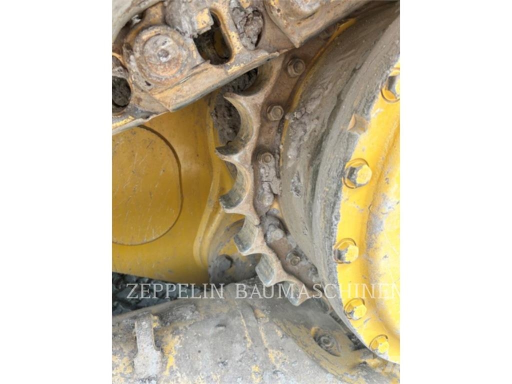 CAT D6L-20A ブルドーザー