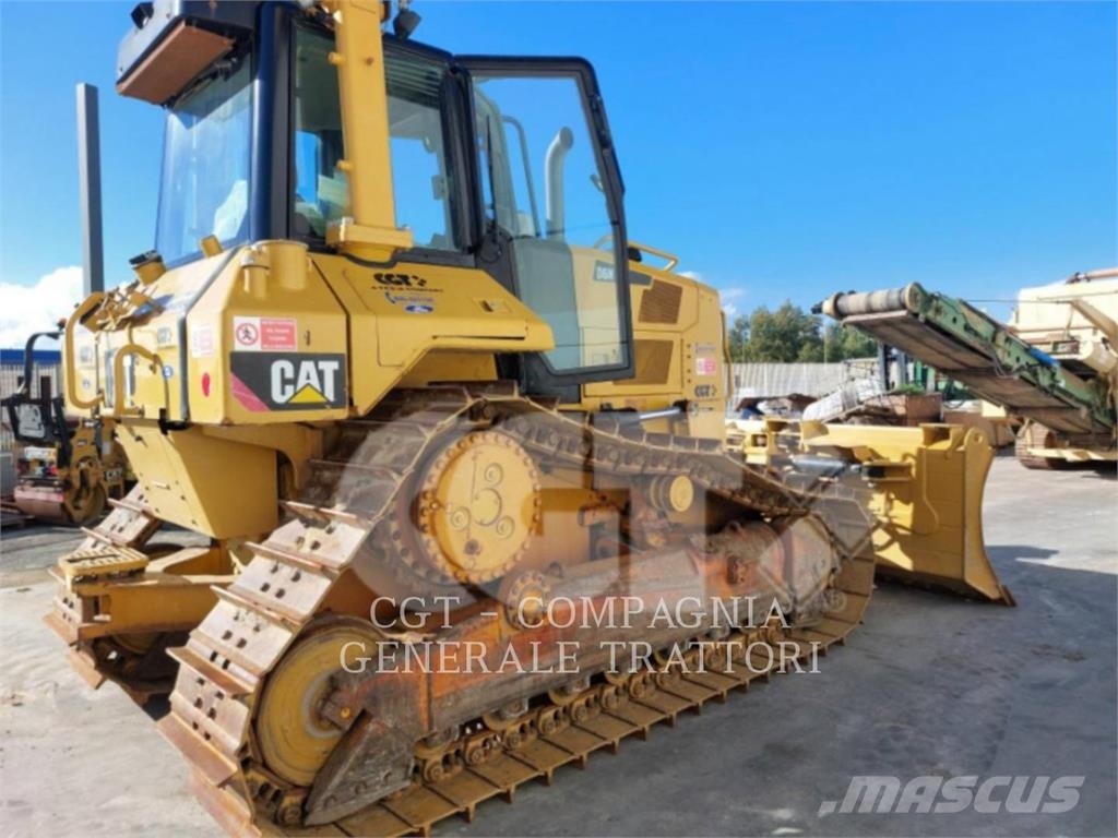 CAT D6N Bulldozer på larvebånd