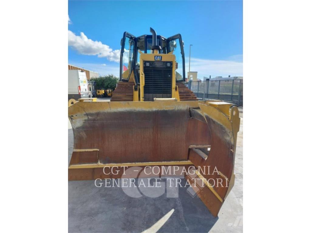 CAT D6N Bulldozer på larvebånd