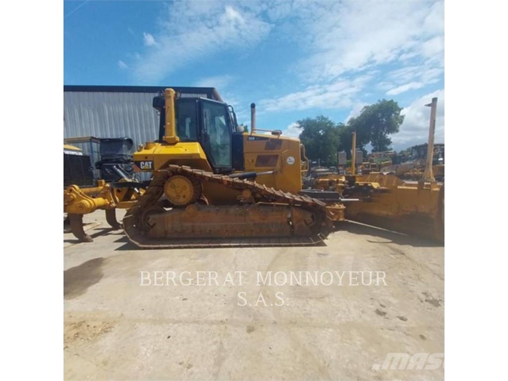 CAT D6N4F LGP 履帶推土機