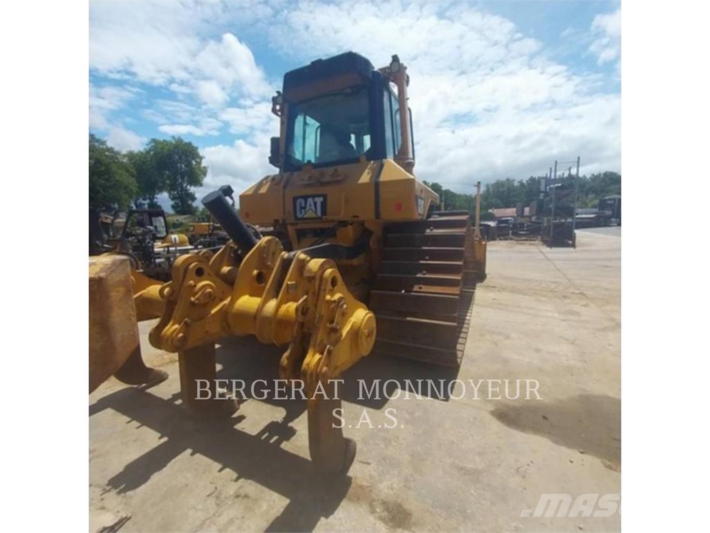 CAT D6N4F LGP 履帶推土機