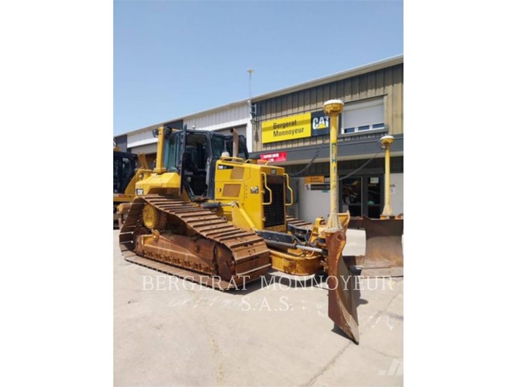 CAT D6N4F LGP 履帶推土機