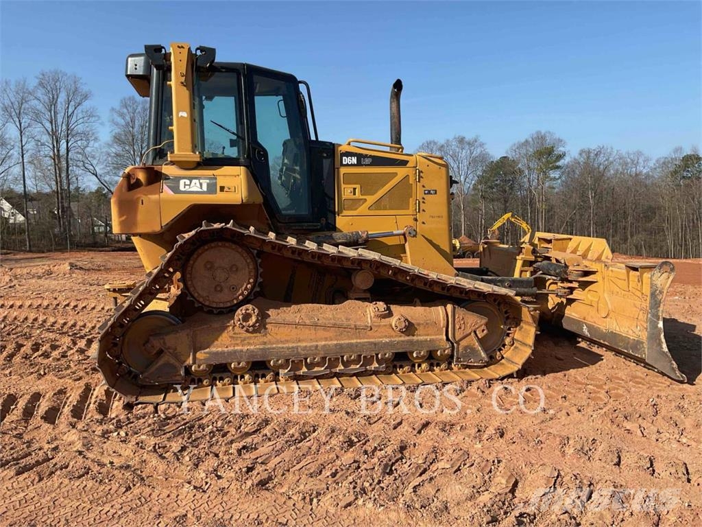 CAT D6NLGP lánctalpas dózerek